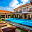 Tom's Inn Pecatu
