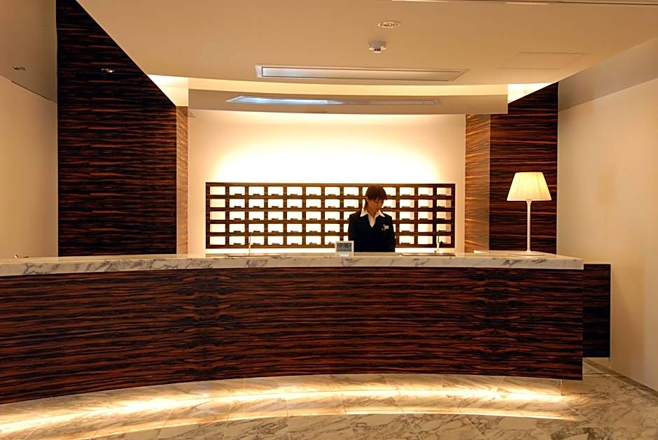 Center Hotel Toyota
