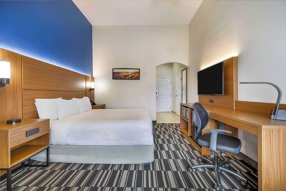 La Quinta Inn & Suites by Wyndham Alvin