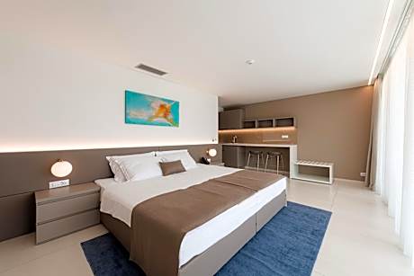 Superior Studio with Balcony and Sea View