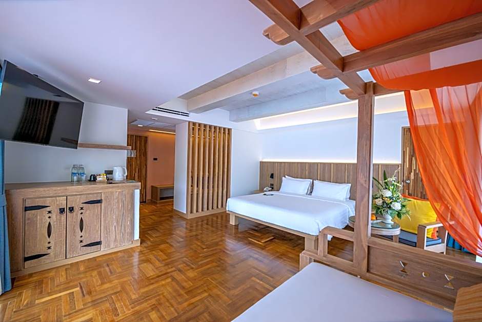 Photo 1 of 20 of Junior Suite