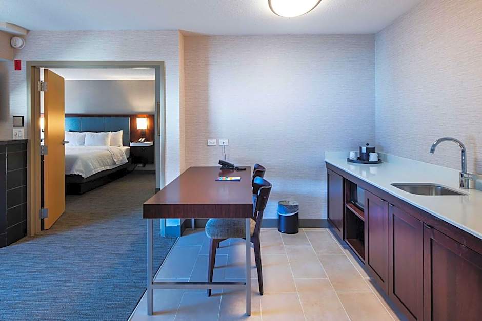 Hampton Inn By Hilton And Suites Chicago/Lincolnshire