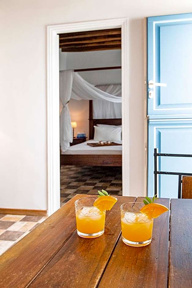 Archipelago Sifnos - Seaside Accommodation