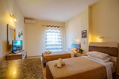 Triple Room with Balcony