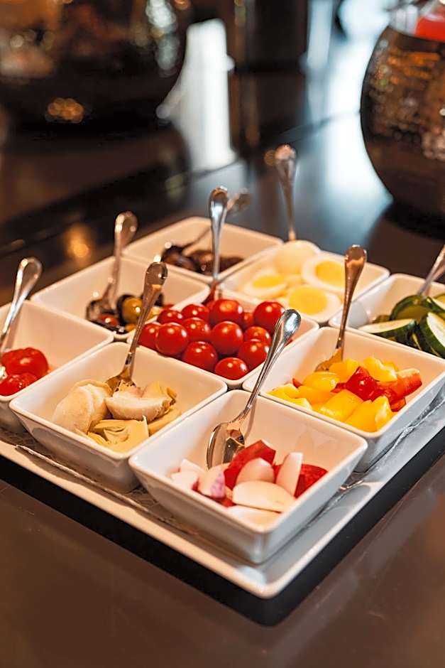 MONS suites wine passion