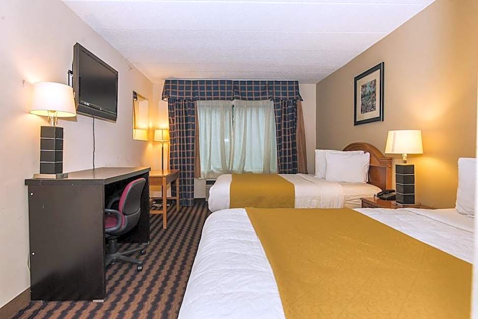 NORTHEAST GARDEN INN.