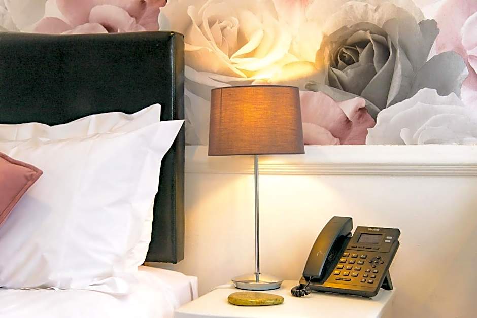 Woodlands Lodge Hotel