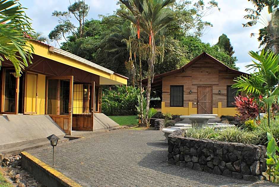 Hotel Arenal Country Inn