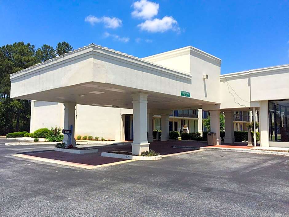 Motel 6-Conyers, GA