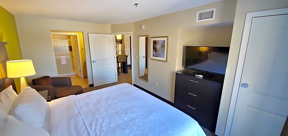 Staybridge Suites : Eau Claire - Altoona By IHG