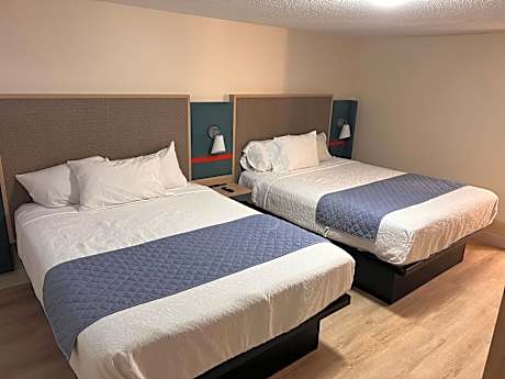 Standard Double Room with Two Double Beds