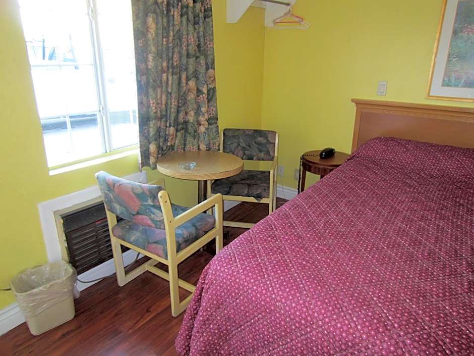 Travel Eagle Inn Motel