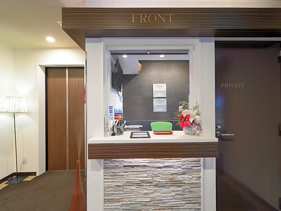 Amand Hotel 