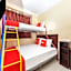 Super OYO 90562 J Hotel PJ