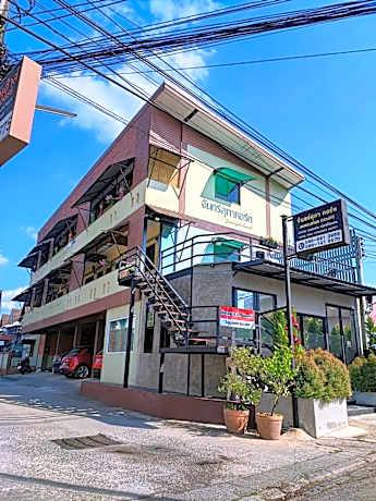 Jansupar Court