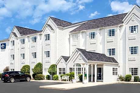 Microtel Inn & Suites by Wyndham London