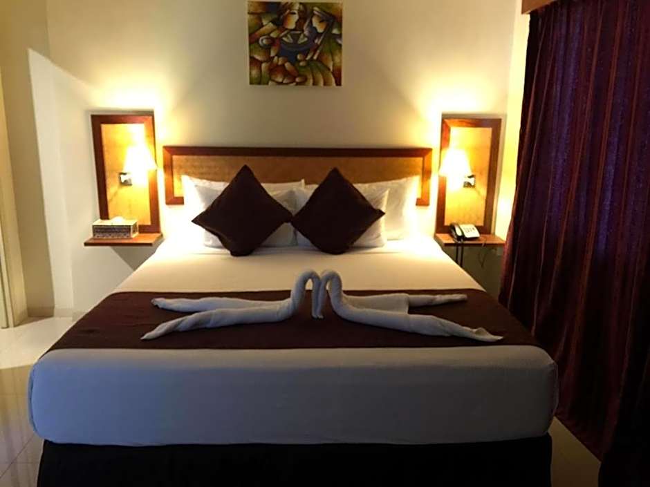 Victoria Palms Hotel
