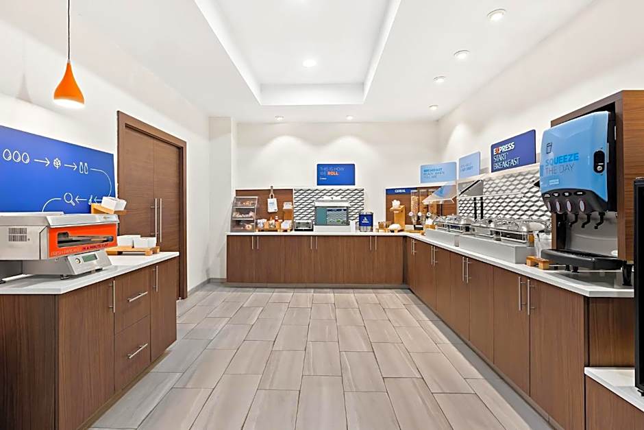 Holiday Inn Express & Suites Perry By IHG