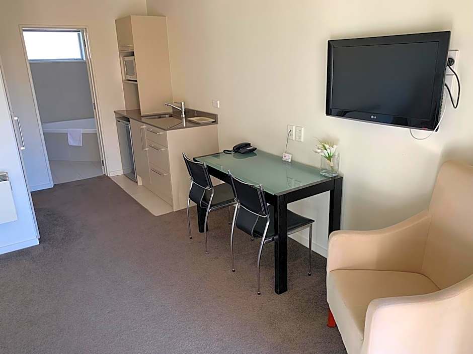 Salerno Motel Apartments