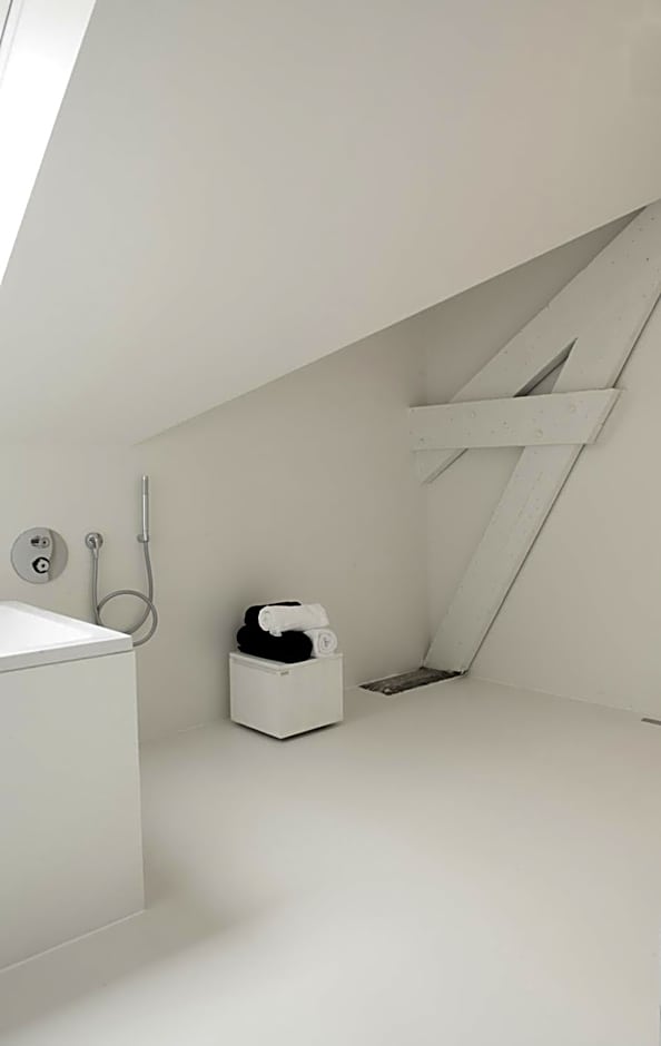 Maison Nationale City Flats & Suites