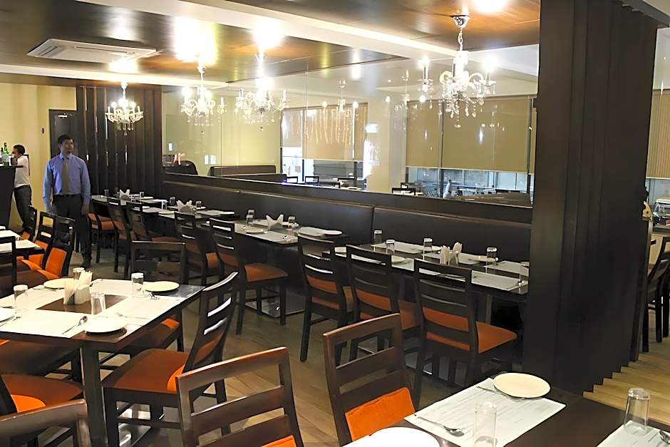 Krishna Inn By Royal Hotels