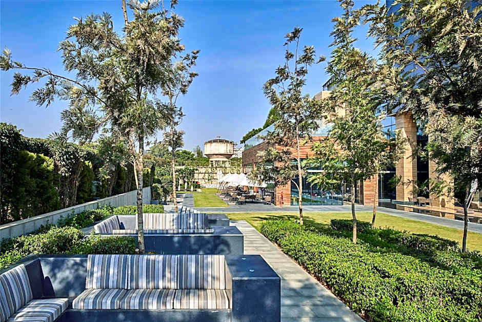 The Den Bengaluru, Lxr Hotels & Resorts