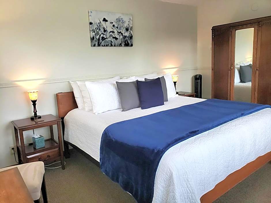 The Heron Inn and Day Spa