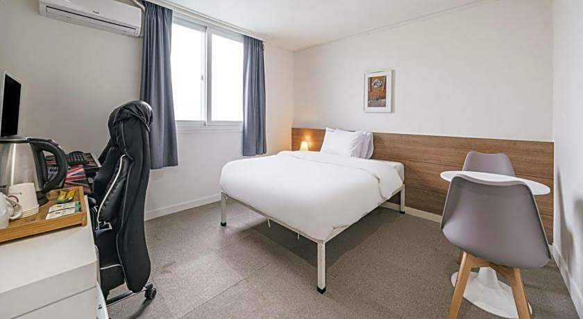 Hotel Gaon J Stay