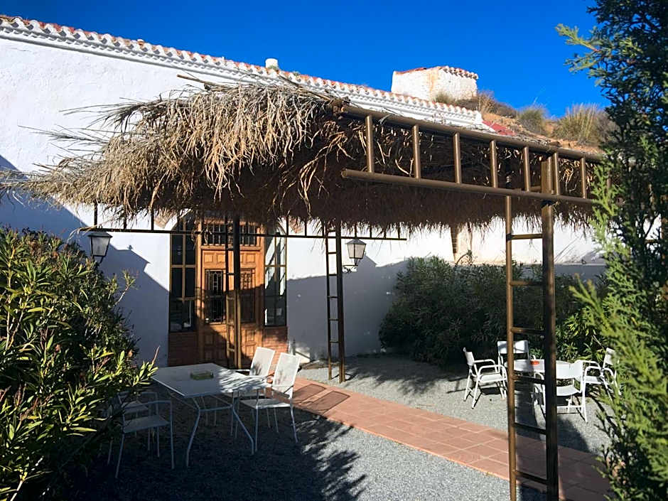 Casas Cueva La Tala