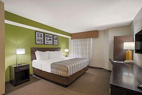 King Room - Non-Smoking