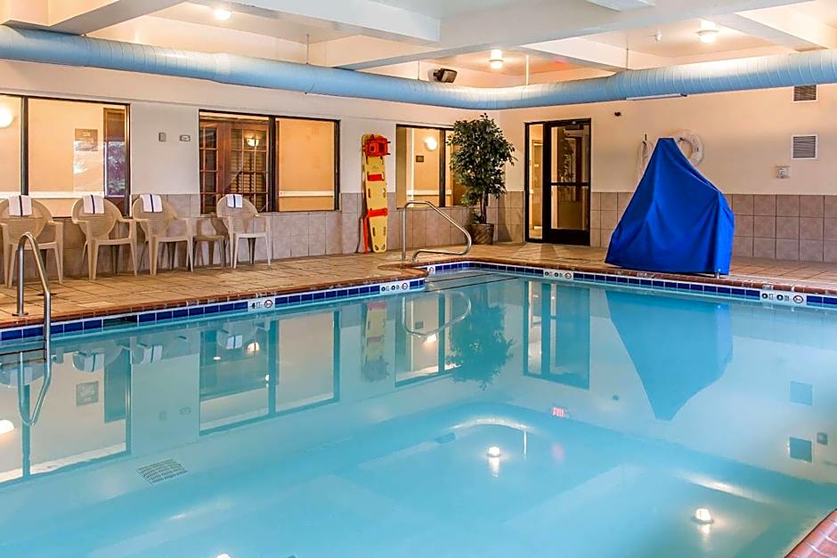 Comfort Suites Wixom - Novi