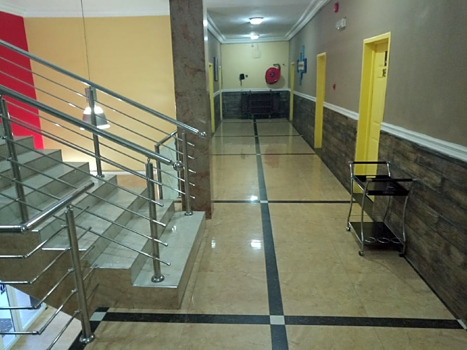 Wise Penny Suites and Spa