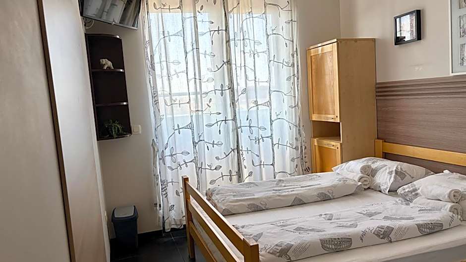 Hostel Moving