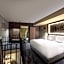 Wasserturm Hotel Cologne, Curio Collection by Hilton