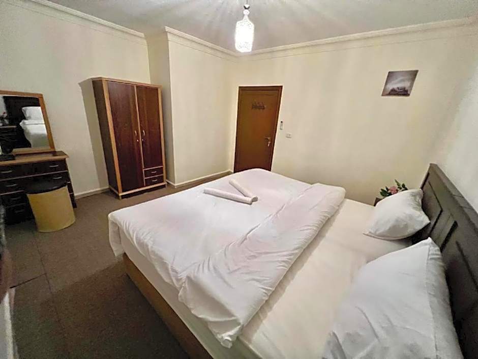 Raqeem Hotel