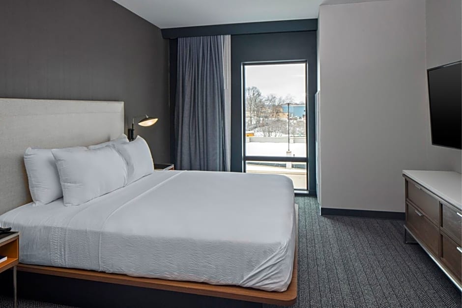 Courtyard by Marriott Jefferson City