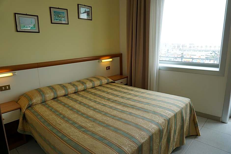 Hotel Ideal Sottomarina