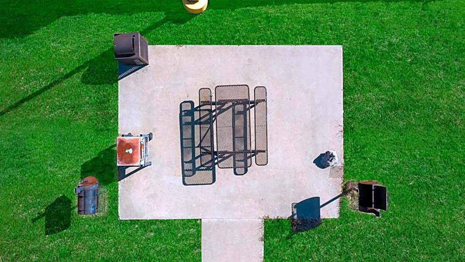 Belmont Inn and Suites