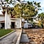 Villa White Queen