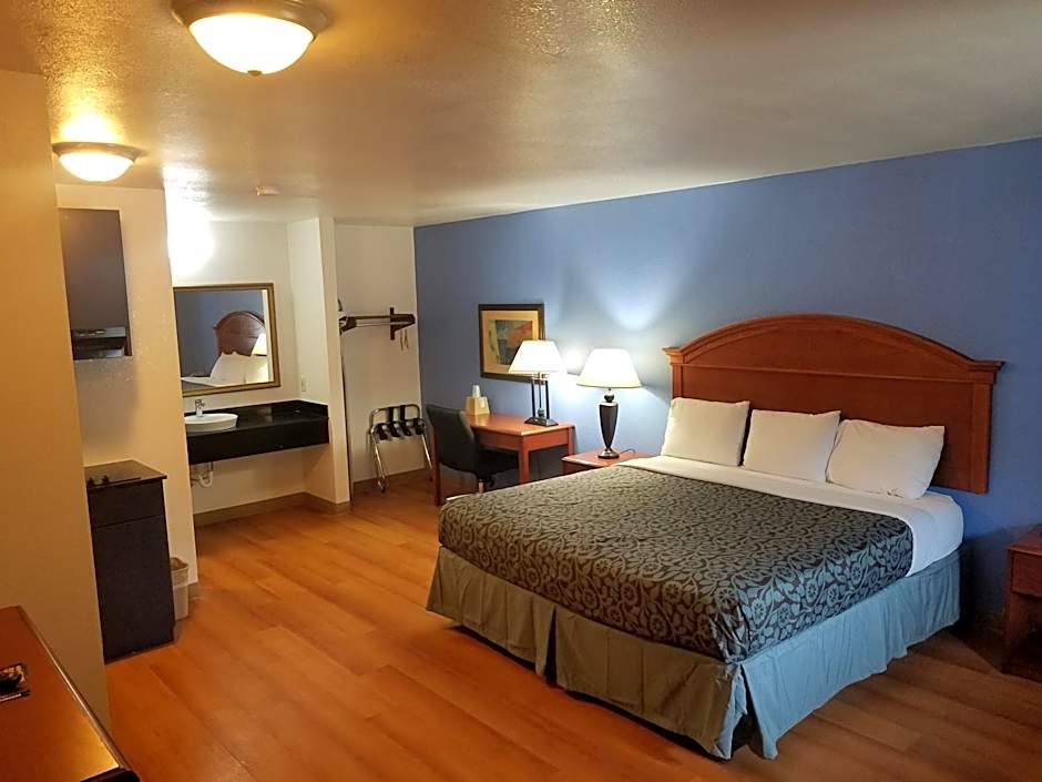 Days Inn by Wyndham Oklahoma City NW Expressway