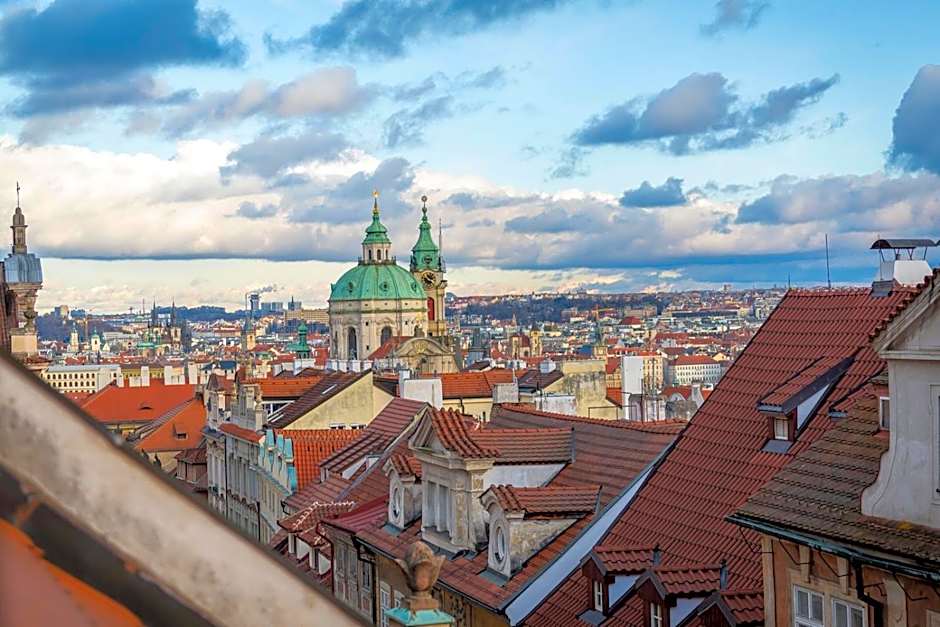 Primavera - Castle view apartments