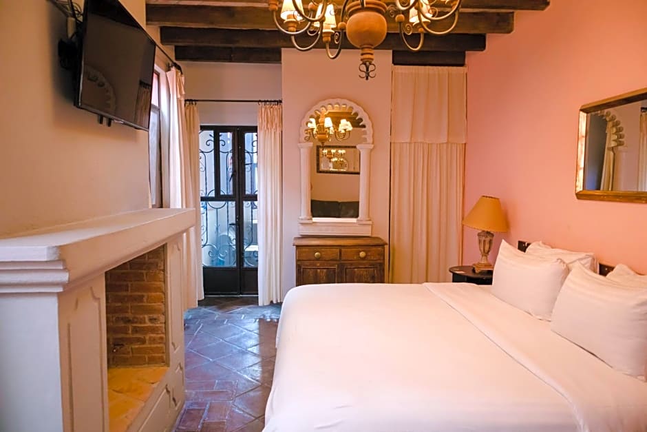 Casa Luna Hotel Boutique