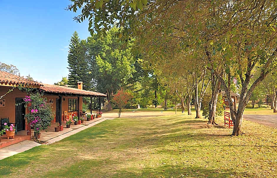 Villa Patzcuaro Garden Hotel