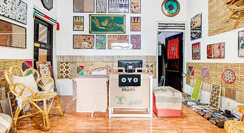 OYO 91601 Double-Degree Syariah (Female & Family)