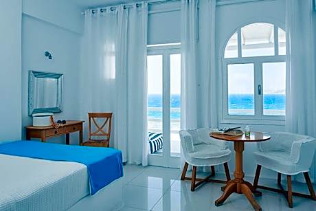 PLUNGE POOL SUITE SEA VIEW