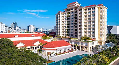 Sofitel Phnom Penh Phokeethra Hotel