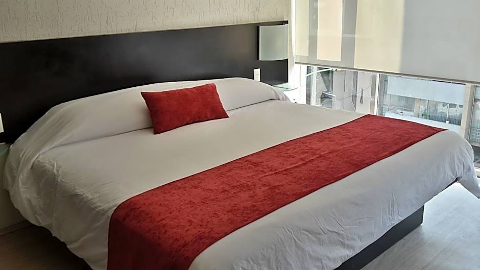 Grupo Kings Suites -Monte Chimborazo 537