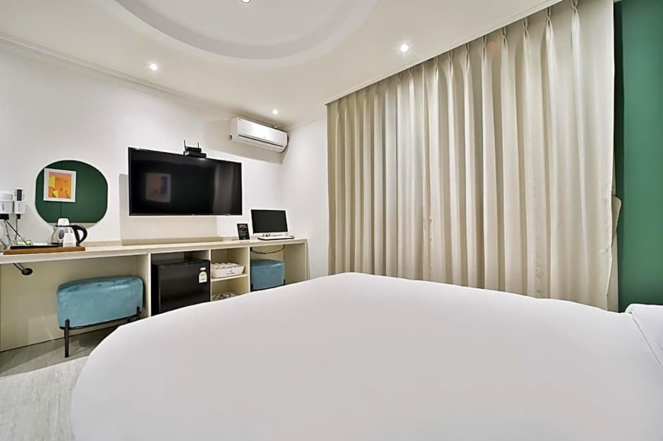 Hotel Yeogiuhtte Gumi Indong 2