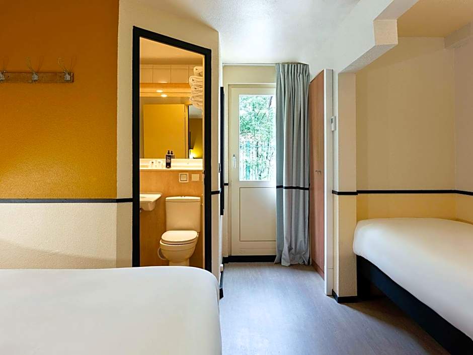 Greet Hôtel Villeneuve la Garenne - rénové