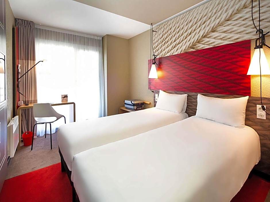 Ibis Honfleur